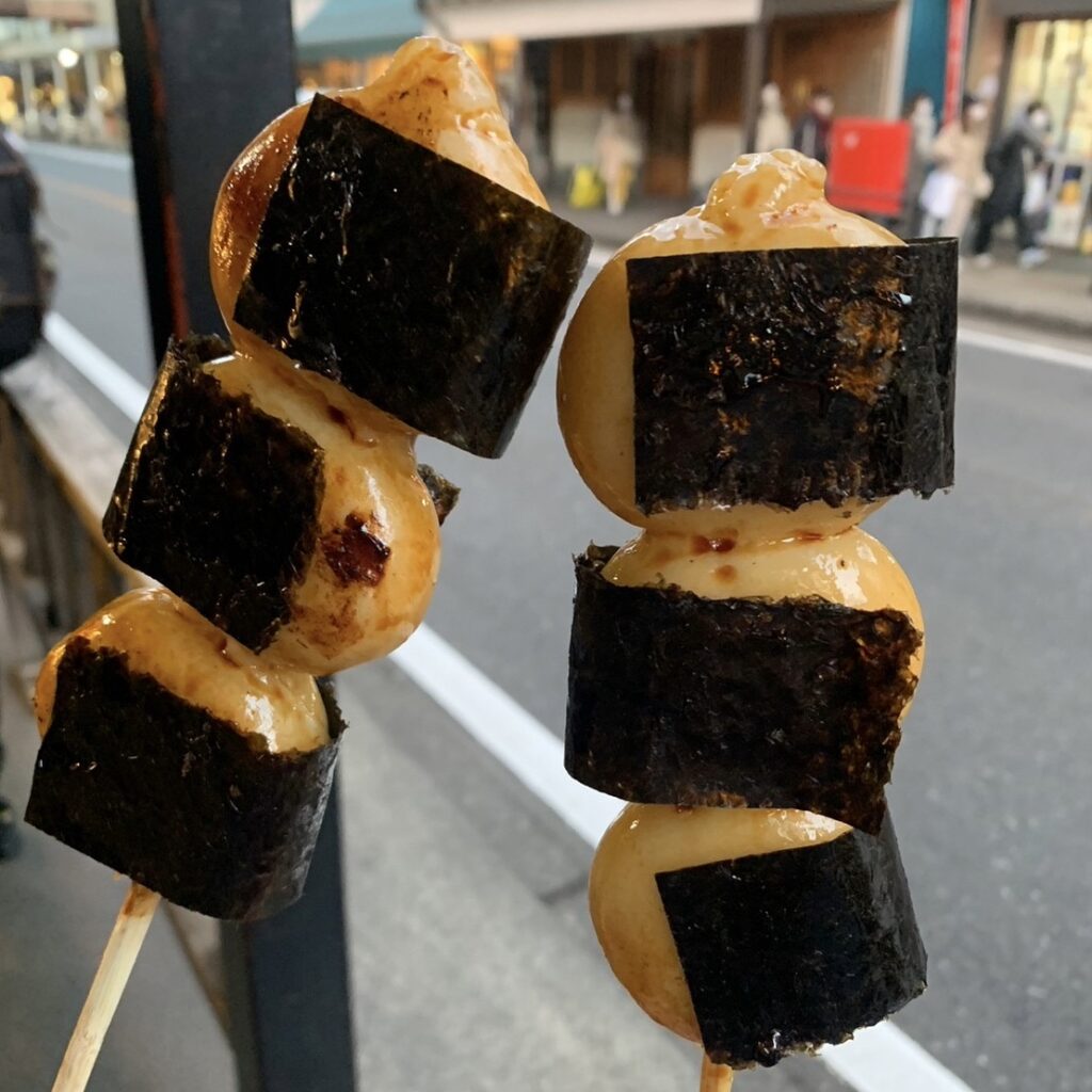 醤油の焼き団子