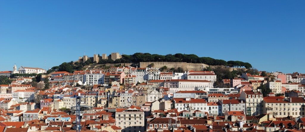 リスボンの最も古い地区、サン・ジョルジェ城周辺